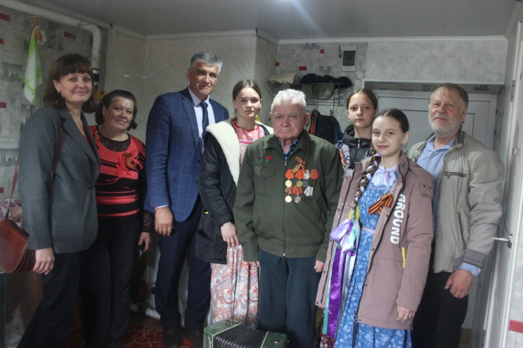 ️Накануне праздника Дня Победы поздравили тружеников тыла нашего округа.